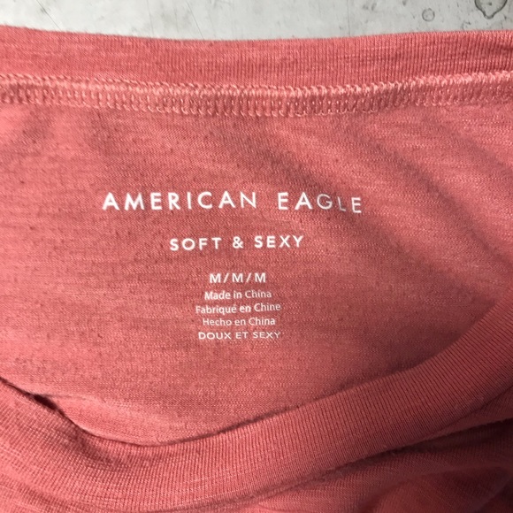 American Eagle Soft and Sexy Longsleeve - Picture 3 of 3